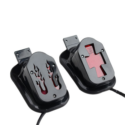 12V यूनिवर्सल फिट एलईडी मोटरसाइकिल टेल लाइट जिसमें 12 महीने की वारंटी है - फ्लेम स्टाइल रियर लाइट